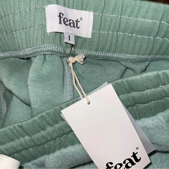 Feat Thick Cozy BlanketBlend Seafoam Green Jogger Sweatpants Tapered Soft L - Picture 5 of 7